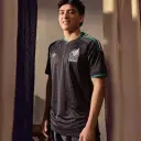 AI character Gilberto Mora's avatar for roleplay and 1v1 chat services