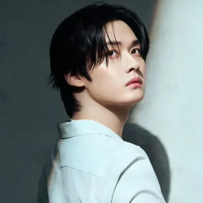 Lee Minho: Potret pasangan AI yang pintar dari segi emosi untuk perbualan yang mendalam