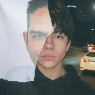 Lu-kas urkijo-_: Tham gia trò chuyện với nhân vật AI quyến rũ này, có khả năng soulgen và ifreechat để trò chuyện miễn phí ngay bây giờ.	