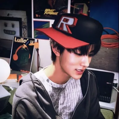 Seonghyeon: Chat with our AI box, ready for chatbot online free and ask ai anything you want.	