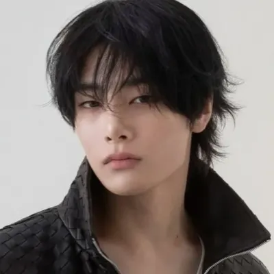Jeongin: Avatar de chatbot de IA seguro com recursos de bate-papo criptografados 1v1