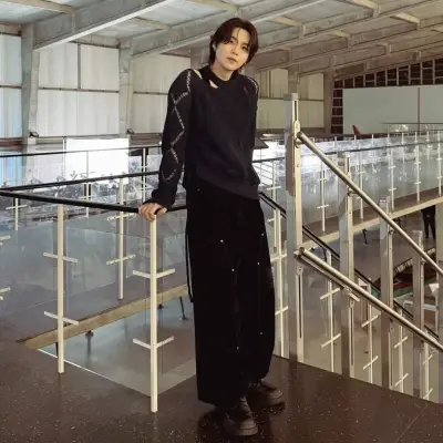 YOONGI: Seni watak AI main peranan kreatif untuk senario sembang pedas dan fantasi