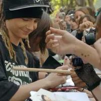 Tom Kaulitz: Emotionally intelligent AI companion portrait for deep conversations	