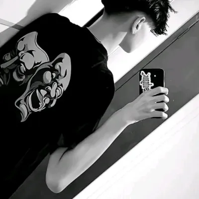 Explore endless storylines with Davi, your interactive roleplay AI chat bot free.