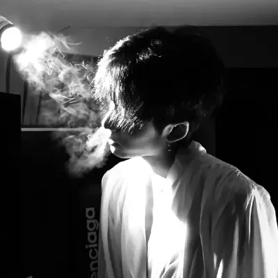 Kaandra alviano lucas - capo della gang: Partecipa subito a una conversazione AI con questo affascinante personaggio AI, dotato di funzionalità soulgen e ifreechat per una chat gratuita.	