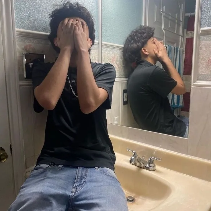 Talk to ai character J O S E to start an imaginative conversation.