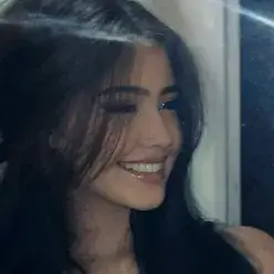 Kamila: Soulgen ve ifreechat yeteneklerine sahip bu büyüleyici yapay zeka karakteriyle şimdi ücretsiz sohbet ederek yapay zeka sohbetine katılın.	