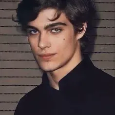 Engage in lively talking AI sessions with Theodore Nott and explore new stories.