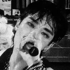 Talk to hwang hyunjin, your interactive talk AI friend for creative adventures.