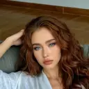 Арина's versatile AI avatar supporting roleplay, NSFW chat, and open ai interactions