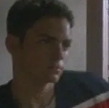 Luis Mendoza: Retrato de inteligencia artificial emocionalmente inteligente para conversaciones profundas	