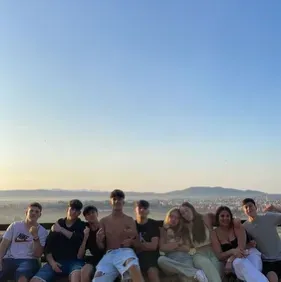 Friend Group: Playful AI chatbot mascot enhancing user engagement in random chats	