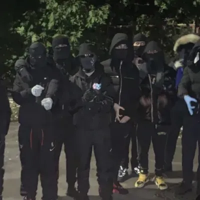 Uma noite: Converse com nossa caixa de IA, pronta para chatbot online gratuito e pergunte à IA o que quiser.	