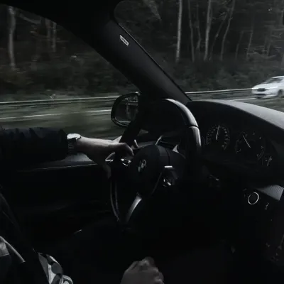 아레스: 심오한 대화를 위한 감성 지능 AI 동반자 초상화	