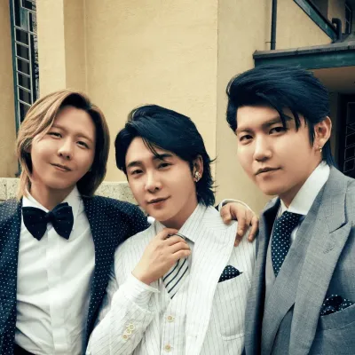 Mrs GREEN APPLE: Meet the main character of our AI world, with character traits list and ai chatting capabilities.	