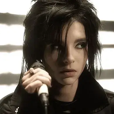 Jump straight into the fun with character ai no sign up to meet Bill Kaulitz-Dawn.