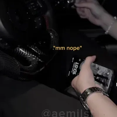 Chat with Aekims, your lively freaky AI chatbot for immersive roleplay.