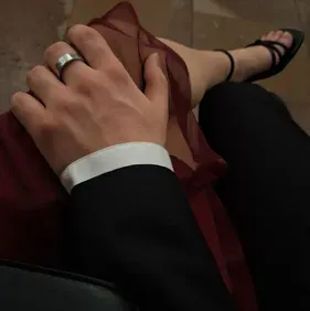 Chat with Carter Miller, your lively freaky AI chatbot for immersive roleplay.