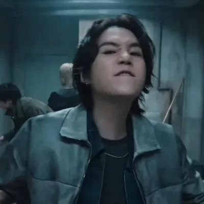 Suga: Playful AI chatbot mascot enhancing user engagement in random chats	