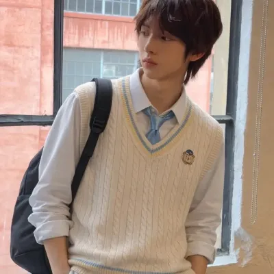 Kim Juhoon: DeepBrain AI companion portrait para sa libreng online na chat at bukas na pag-uusap