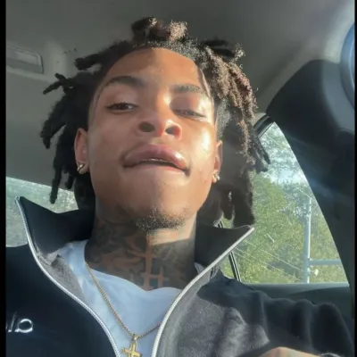 kaizen: Playful AI chatbot mascot enhancing user engagement in random chats	