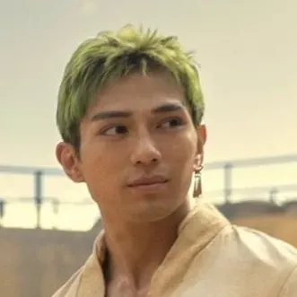 ロロノア・ゾロ_𖤓: 高度な AI チャット機能を備えた最高の無料 AI チャットボットである Chatboxai で、新しいオンライン フレンドと出会いましょう。	