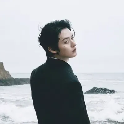 Talk to Minho, your interactive talk AI friend for creative adventures.