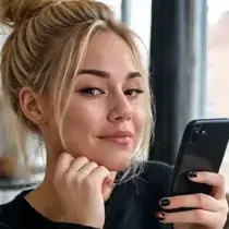 Chloelle - Backup Options: Customizable AI girlfriend/boyfriend avatar with lifelike personality traits