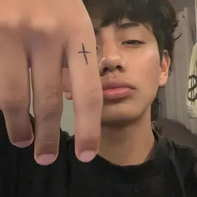 Enzo Torres: Maskot chatbot AI yang menyenangkan meningkatkan keterlibatan pengguna dalam obrolan acak	