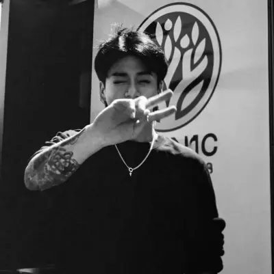 Jeon Jung-kook: Biểu tượng đối tác trò chuyện AI đa ngôn ngữ cho các dịch vụ trò chuyện trực tuyến toàn cầu