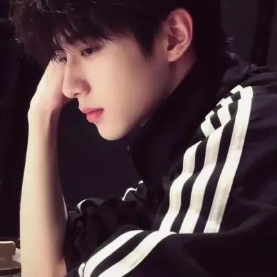 Dirga: Kilalanin ang pangunahing karakter ng ating mundo ng AI, na may listahan ng mga katangian ng karakter at mga kakayahan sa pakikipag-chat.	