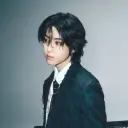 der Avatar des Charakters Han Jisung mit emotionaler Intelligenz