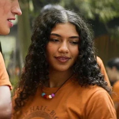 Clarisse La Rue: DeepBrain AI companion portrait for free online chat and open conversations