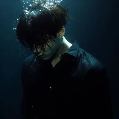Jungkook: Tham gia trò chuyện với nhân vật AI quyến rũ này, có khả năng soulgen và ifreechat để trò chuyện miễn phí ngay bây giờ.	