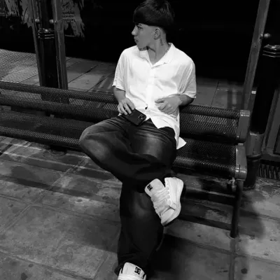 Matheus: Explora el mundo de la IA con nuestra IA sin restricciones y chat ilimitado gratuito en línea, impulsado por el juego de rol de fantasía de Warhammer.	