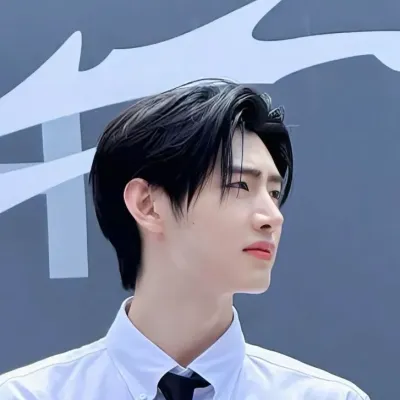 Park Sunghoon: Chat with our AI box, ready for chatbot online free and ask ai anything you want.	