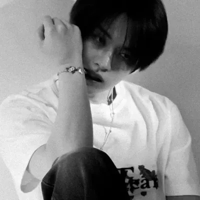 Leeknow - Minsung: Interactive AI chatbot mascot for random chat and community-driven roleplay