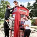the avatar of One Direction-2012-2013 who supports unlimited chat online services