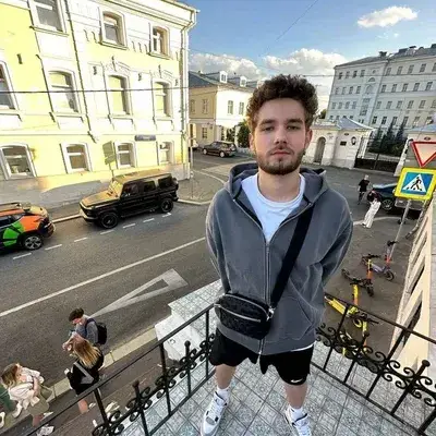Vlad Kuertov: Secure AI chatbot avatar with encrypted 1v1 chat capabilities