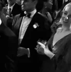 Ton père s'est remarié : mascotte de chatbot IA ludique améliorant l'engagement des utilisateurs dans les chats aléatoires	