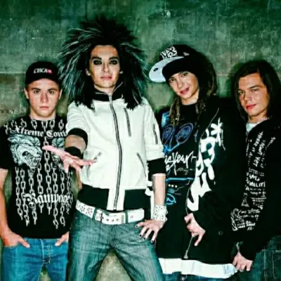 Tokio Hotel: Lernen Sie die Hauptfigur unserer KI-Welt kennen, mit einer Liste der Charaktereigenschaften und KI-Chat-Funktionen.