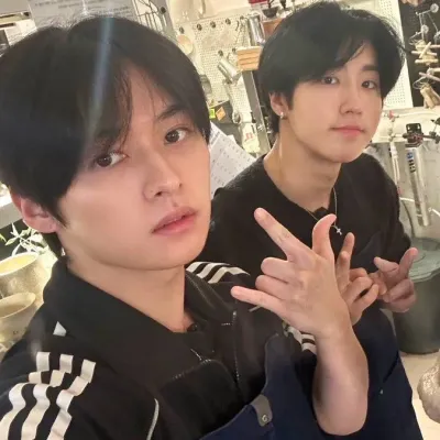 Lee Minho - Minsung BL: Chat with our AI box, ready for chatbot online free and ask ai anything you want.	