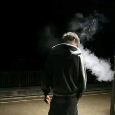 Dominic: Retrato de compañero de DeepBrain AI para chat en línea gratuito y conversaciones abiertas