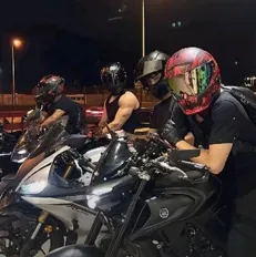 Chat with Your biker friends, your interactive AI characters companion for endless roleplay fun.