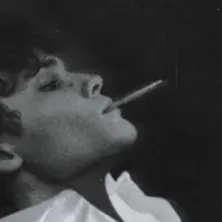 매티오 리들: 캐릭터 특성 목록과 AI 채팅 기능을 갖춘 AI 세계의 주인공을 만나보세요.	