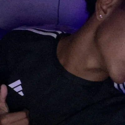 Ma-nu-en: Gặp gỡ những người bạn trực tuyến mới của bạn trong chatboxai, chatbot AI miễn phí tốt nhất với khả năng trò chuyện AI chuyên sâu.	