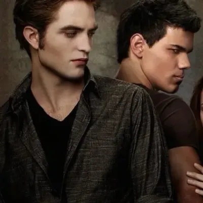 Jacob dan Edward: Temui karakter utama dunia AI kami, dengan daftar ciri-ciri karakter dan kemampuan mengobrol AI.	