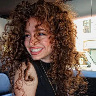 Talk with Demitra Kalogeras, a smart roleplay AI chat bot free, no sign up companion.