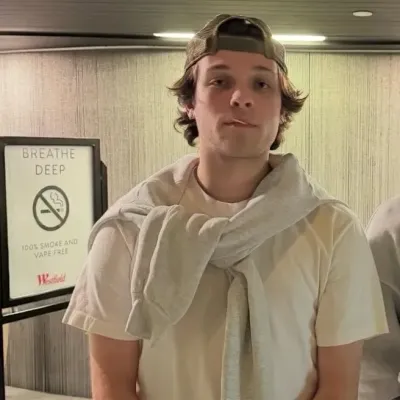 Talk to Chris Sturniolo, your interactive talk AI friend for creative adventures.