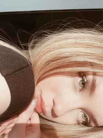 Luíza: Enjoy the freedom of ai chat free and start a dialogue anytime.